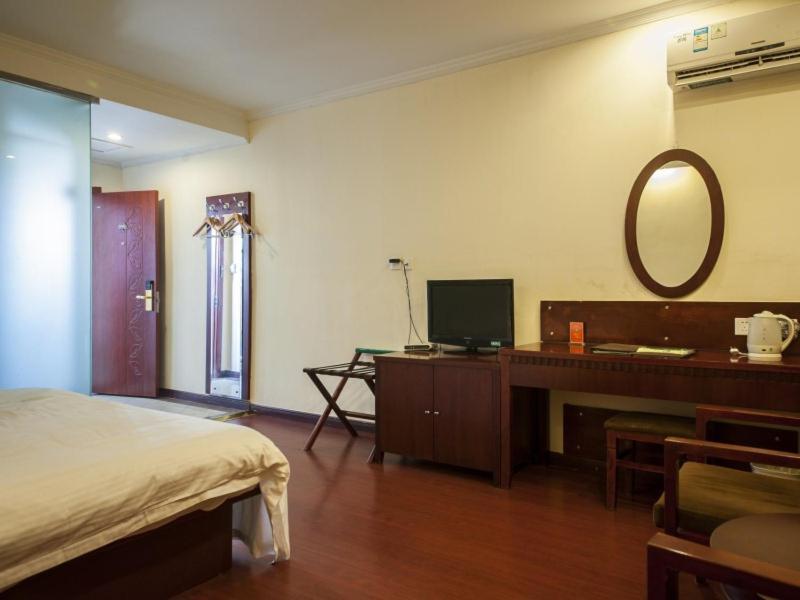 Greentree Inn Anhui Huaibei Renmin Road Business Hotel Экстерьер фото